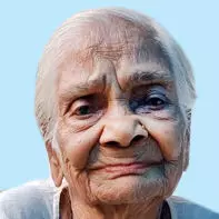 മാ​ധ​വി അ​മ്മ