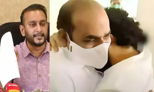 ‘ഇല്ല ഫിറോസ്, ഈ ദിവസം ഞാൻ നിങ്ങളെ ഒന്നും പറയില്ല... ഒരു ബൈബിൾ വാക്യം മാത്രം ഓർമിപ്പിക്കാം’ -പി.കെ. ഫിറോസിന്റെ സഹോദരന്റെ അറസ്റ്റിന് പിന്നാലെ തുറന്ന കത്തുമായി ബിനീഷ് കോടിയേരി ‘ഇല്ല ഫിറോസ്, ഈ ദിവസം ഞാൻ നിങ്ങളെ ഒന്നും പറയില്ല... ഒരു ബൈബിൾ വാക്യം മാത്രം ഓർമിപ്പിക്കാം’ -പി.കെ. ഫിറോസിന്റെ സഹോദരന്റെ അറസ്റ്റിന് പിന്നാലെ തുറന്ന കത്തുമായി ബിനീഷ് കോടിയേരി