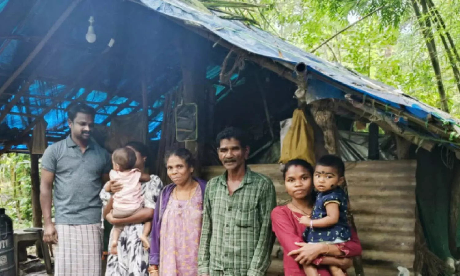 ‘ന​രി​വേ​ട്ട’​യി​ൽ വേ​ഷ​മി​ട്ട​ത് ചീ​യ​മ്പം ഉ​ന്ന​തി​യി​ലെ 60ഓ​ളം പേ​ർ