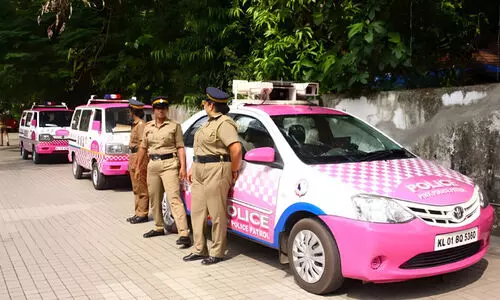 ഉ​ദ്യോ​ഗ​സ്ഥ​രെ പി​ൻ​വ​ലി​ച്ചു; വാ​ഹ​ന​ങ്ങ​ളു​മി​ല്ല, ജില്ലയിലെ പിങ്ക്​ പൊലീസിനെ ‘പൊളിച്ചടുക്കി