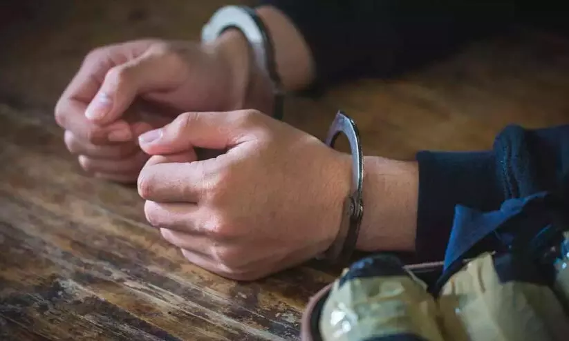 മ​യ​ക്കു​മ​രു​ന്നു​മാ​യി മ​ല​യാ​ളി​ക​ൾ പി​ടി​യി​ലാ​യ സം​ഭ​വ​ത്തി​ൽ ഞെ​ട്ടി പ്ര​വാ​സ​ലോ​കം