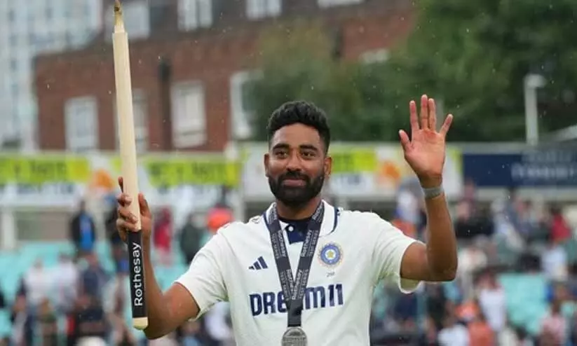 ഞാൻ രാവിലെ ഉണർന്ന് ഗൂഗ്ൾ നോക്കി, ക്രിസ്റ്റ്യാനോ റൊണാൾഡോയുടെ ഫോട്ടോ എടുത്ത് ഫോണിൽ വാൾപേപ്പറാക്കി, രാജ്യത്തിനുവേണ്ടി ഞാൻ അത് ചെയ്യുമെന്ന് സ്വയം പറഞ്ഞു- മുഹമ്മദ് സിറാജ്