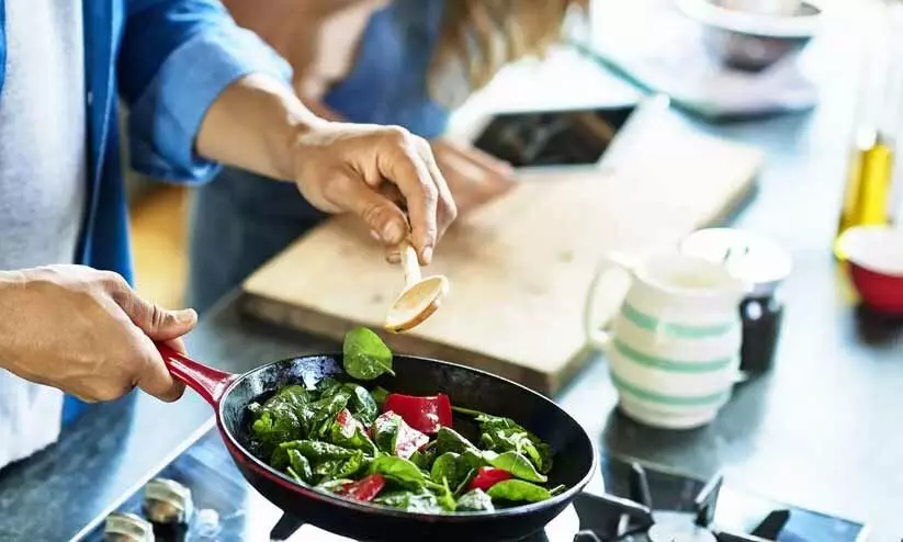 കേരള ഹൗസില്‍ പാചകക്കാരുടെ ഒഴിവ്