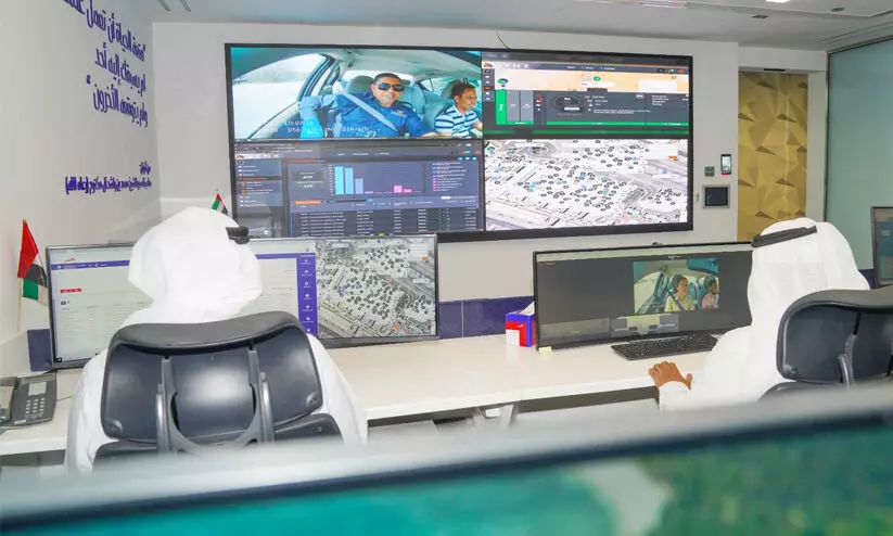 ദുബൈയിൽ ഡ്രൈവിങ് സ്കൂൾ വാഹനങ്ങൾ നിരീക്ഷണത്തിലാണ്; നിയമലംഘനങ്ങൾ ഓട്ടോമാറ്റിക്കായി കണ്ടെത്തും ദുബൈയിൽ ഡ്രൈവിങ് സ്കൂൾ വാഹനങ്ങൾ നിരീക്ഷണത്തിലാണ്; നിയമലംഘനങ്ങൾ ഓട്ടോമാറ്റിക്കായി കണ്ടെത്തും