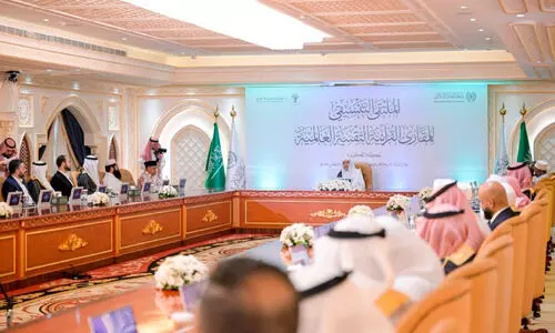 മു​സ്​​ലിം വേ​ൾ​ഡ്​ ലീ​ഗി​​ന്‍റെ​ വി​വി​ധ ഖു​ർ​ആ​ൻ പ​ദ്ധ​തി​ക​ൾ​ക്ക്​ തു​ട​ക്കം