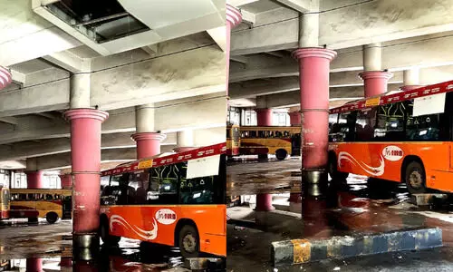 കെ.എസ്.ആർ.ടി.സി ബസ് സ്റ്റാൻഡിൽ എപ്പോഴും ‘തോരാമഴ’