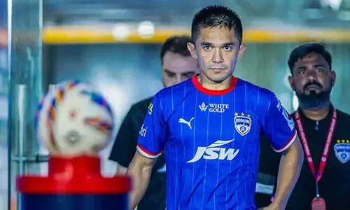 സുനിൽ ഛേത്രിക്കും ശമ്പളമില്ല! അനിശ്ചിതത്വങ്ങൾക്കിടെ താരങ്ങൾക്കുള്ള ശമ്പളം മരവിപ്പിച്ച് ബംഗളൂരു എഫ്.സി