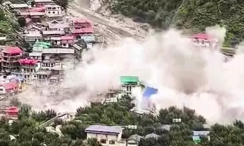 ദുരന്തം നടന്നത് നിരവധി ഹോംസ്റ്റേകളും ഹോട്ടലുകളുമുള്ള പ്രദേശത്ത്; 25 ഓളം ഹോട്ടലുകൾ ഒലിച്ചുപോയി