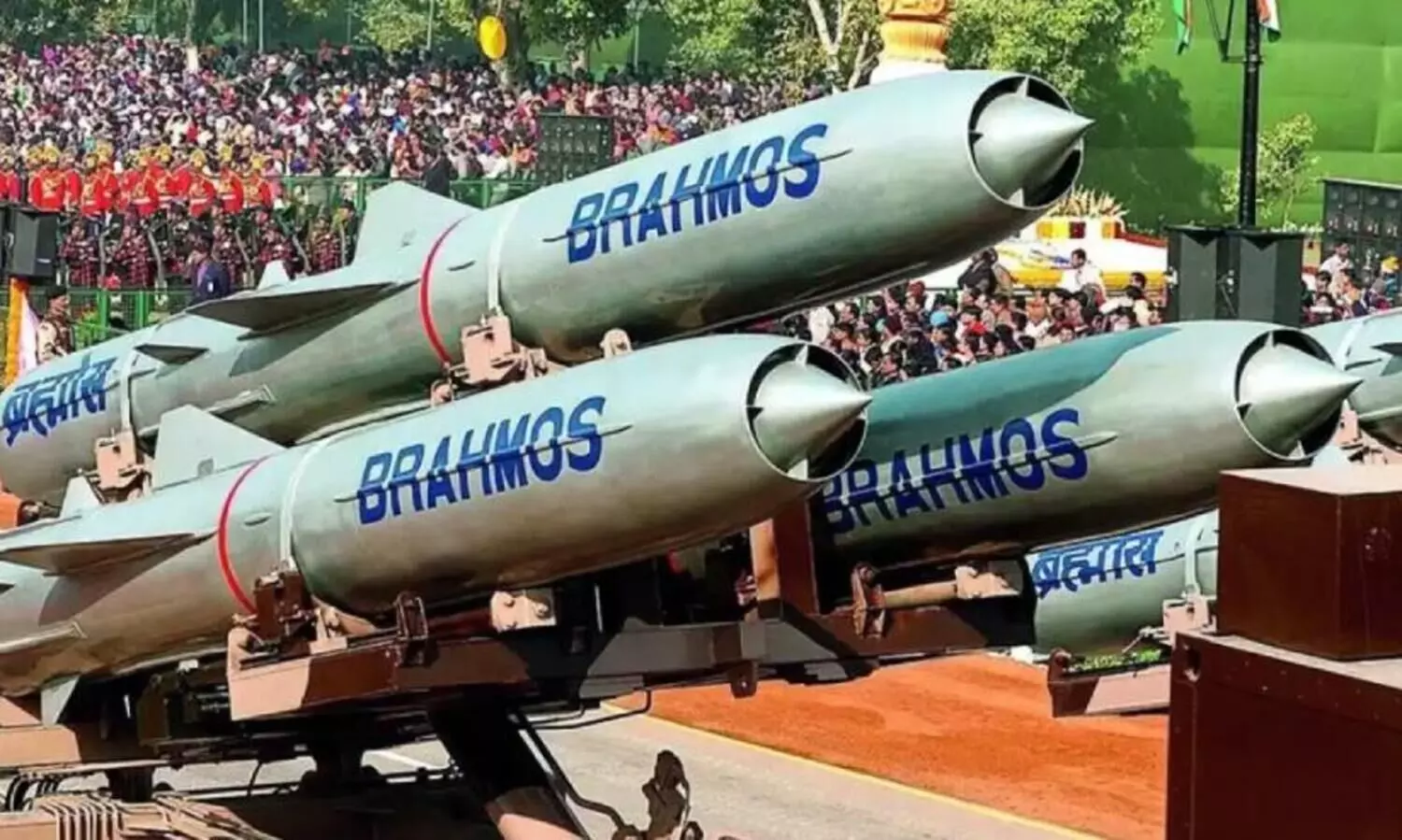 ബ്ര​ഹ്മോ​സ് മിസൈലുകൾ, ഡ്രോണുകൾ...; 67,000 കോടിയുടെ ആയുധ ഇടപാടിന് കേന്ദ്രാനുമതി