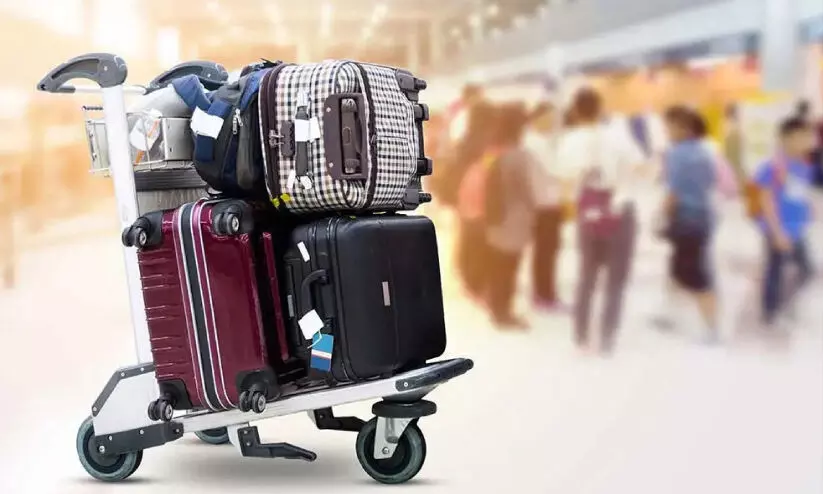 കു​ടും​ബ സ​ന്ദ​ർ​ശ​ന വി​സ​യി​ൽ മാ​റ്റം,  സ്വാ​ഗ​തം ചെ​യ്തു പ്ര​വാ​സി​ക​ൾ