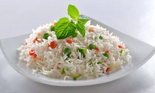 ബിരിയാണി അരിക്ക്​ വില കുതിക്കുന്നു; ക​യ്​​മ അ​രി​ക്ക്​  വില180-200