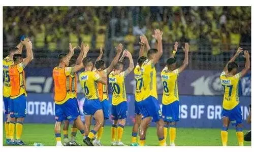 ഐ.എസ്.എൽ പ്രതിസന്ധി രൂക്ഷം: ബ്ലാസ്റ്റേഴ്സിലും ശമ്പളക്കട്ട്