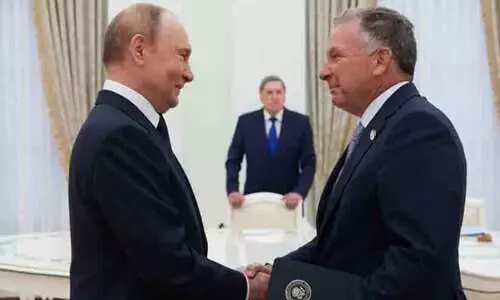 Trumps envoy meets with Putin