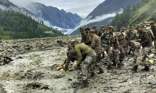 ഉ​ത്ത​ര​ഖ​ണ്ഡി​ൽ തിരച്ചിൽ ഊർജിതം: കാ​ണാ​താ​യത് നൂറിലധി​കം, പേ​ർ 413 പേരെ രക്ഷപ്പെടുത്തി; 28 അം​ഗ മ​ല​യാ​ളി സം​ഘം സു​ര​ക്ഷി​ത​ർ