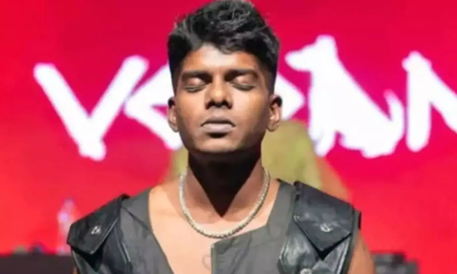 ഒളിവില്‍ കഴിയുന്ന വേടന്‍റെ ലൊക്കേഷന്‍ അന്വേഷിക്കുകയാണ് -പൊലീസ്