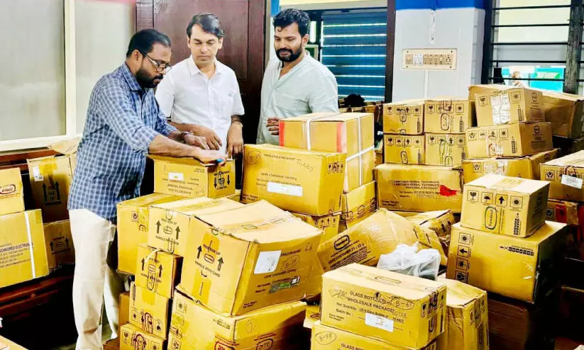 യൂനാനി ചികിത്സ വിജയപ്രദം; 32 ലക്ഷം രൂപയുടെ മരുന്നെത്തിച്ചു യൂനാനി ചികിത്സ വിജയപ്രദം; 32 ലക്ഷം രൂപയുടെ മരുന്നെത്തിച്ചു