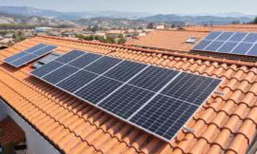 പു​ര​പ്പു​റ സോ​ളാ​ർ വൈ​ദ്യു​തോ​ൽ​പാ​ദ​നം;  കെ.എസ്​.ഇ.ബിയുടെ നഷ്ടക്കണക്ക് ചോദ്യംചെയ്ത്​ സൗ​രോർജ ഉൽപാദകർ