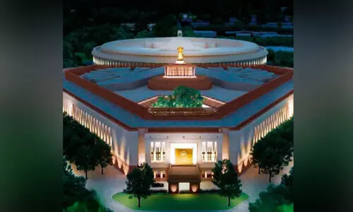 വോട്ട് വിലക്ക്: ചർച്ച ആവശ്യപ്പെട്ട് ഉപാധ്യക്ഷന് ഖാർ​ഗെയുടെ കത്ത്