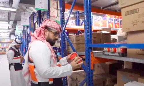 ഭ​ക്ഷ്യ സം​ഭ​ര​ണ സൗ​ക​ര്യ​ങ്ങ​ൾ കേ​ന്ദ്രീ​ക​രി​ച്ച് സ​മ​ഗ്ര പ​രി​ശോ​ധ​ന