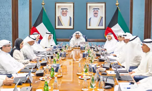 മന്ത്രിസഭായോഗം വിലയിരുത്തി; അഹമ്മദി ആരോഗ്യ മേഖലയെ സംയോജിത മെഡിക്കൽ നഗരമാക്കി മാറ്റാൻ പദ്ധതി മന്ത്രിസഭായോഗം വിലയിരുത്തി; അഹമ്മദി ആരോഗ്യ മേഖലയെ സംയോജിത മെഡിക്കൽ നഗരമാക്കി മാറ്റാൻ പദ്ധതി