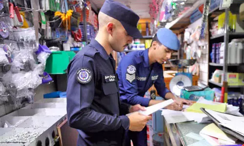 അ​ഗ്നി സു​ര​ക്ഷ മാ​ന​ദ​ണ്ഡ​ങ്ങ​ൾ പാ​ലി​ച്ചി​ല്ല; 161 സ്ഥാ​പ​ന​ങ്ങ​ൾ അ​ട​ച്ചു​പൂ​ട്ടി
