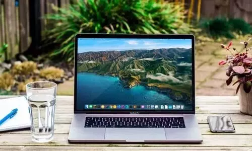 വിദ്യാർഥികൾക്ക് മികച്ച ലാപ്‌ടോപ്പുകൾ: ആമസോൺ ഫ്രീഡം ഫെസ്റ്റിവൽ സെയിൽ 2025