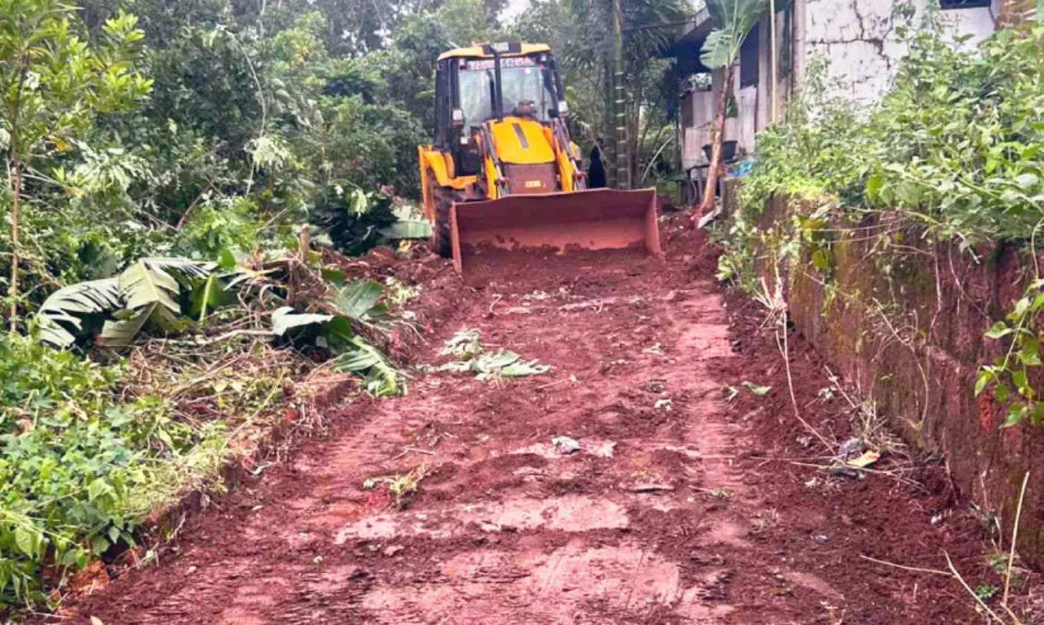 ലൈഫ് ഹൗസ് വില്ല: കുടുംബങ്ങളുടെ മാർച്ച് ഫലം കണ്ടു