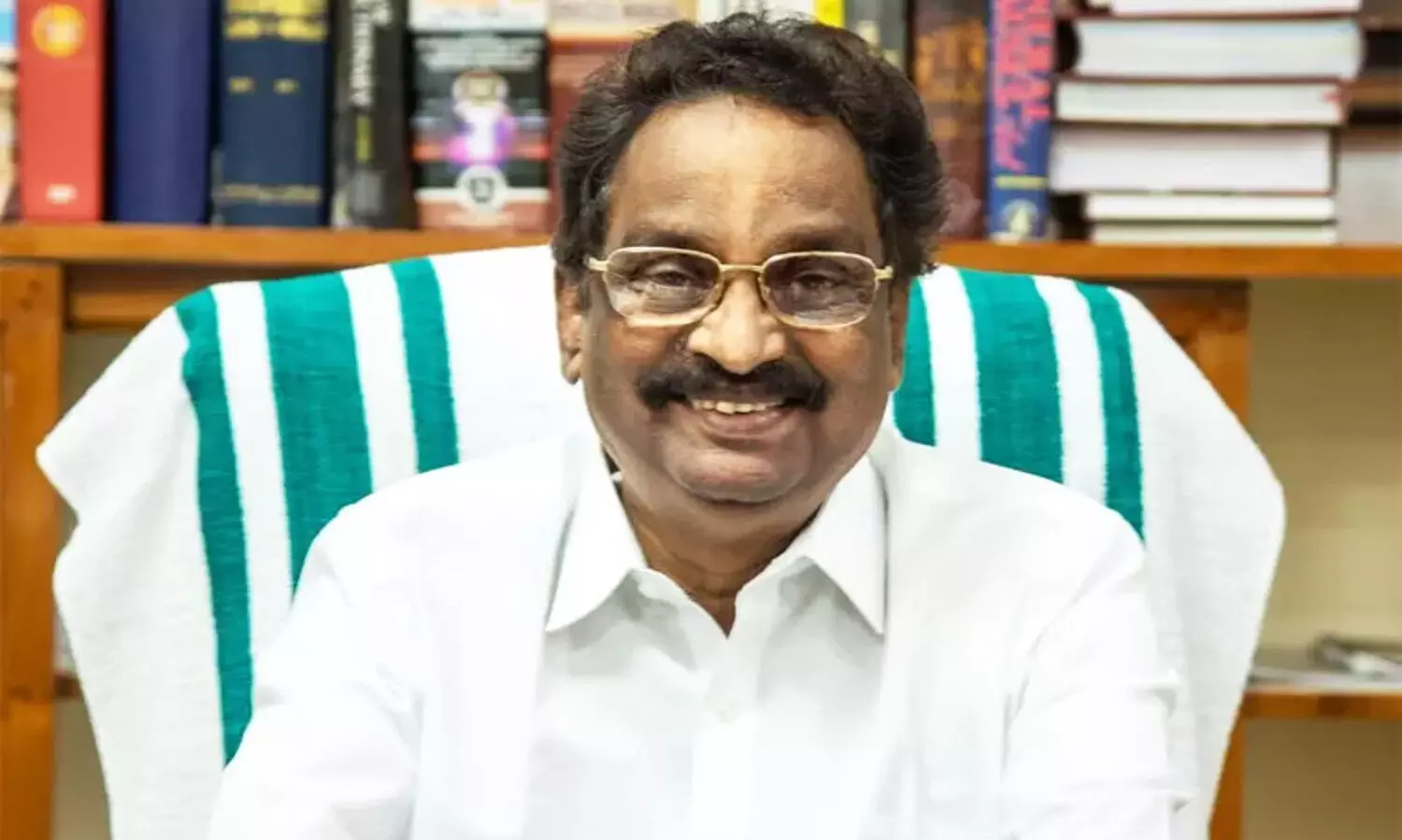 AK Balan
