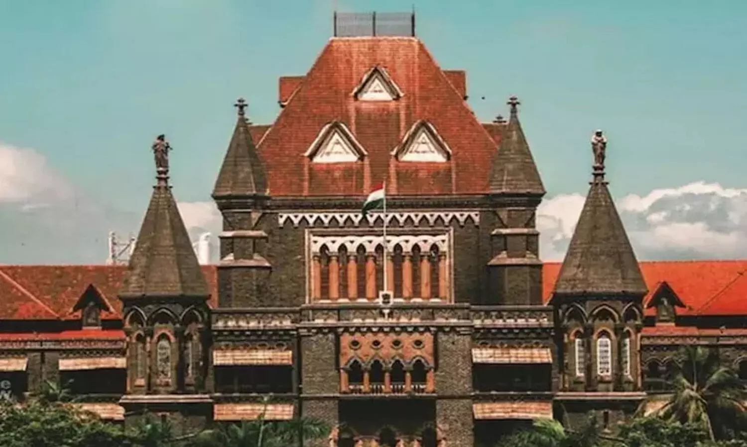 ഭാര്യയുടെ വസ്ത്രധാരണം, പാചകം എന്നിവയെക്കുറിച്ചുള്ള പരാമർശങ്ങൾ പീഡനമായി കണക്കാക്കാനാകില്ലെന്ന് ബോംബെ ഹൈകോടതി