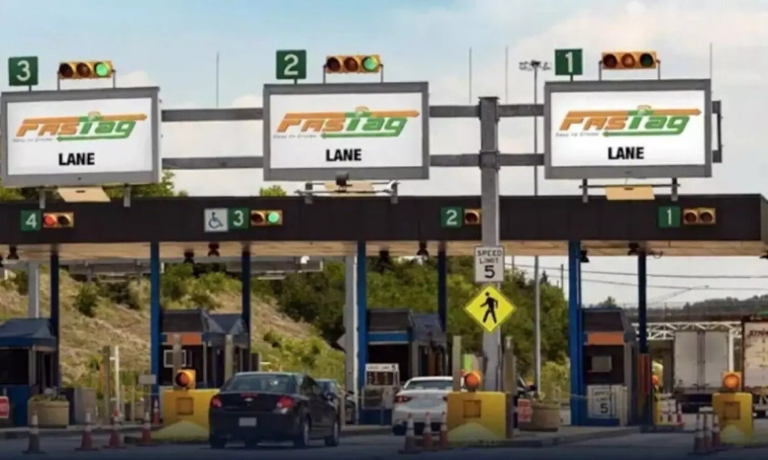 ആഗസ്റ്റ് 15 മുതൽ ഹൈവേ യാത്രകൾ ലാഭകരമാകും; ഫാസ്ടാഗ് വാർഷിക പാസിന് അപേക്ഷിക്കാം