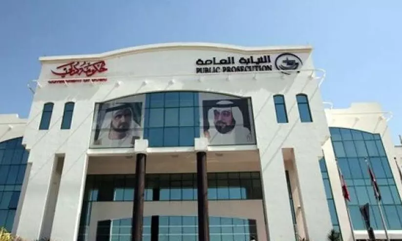 മദ്യപിച്ച് വാഹനമോടിച്ചു; യുവാവിന് 25,000 ദിർഹം പിഴ മദ്യപിച്ച് വാഹനമോടിച്ചു; യുവാവിന് 25,000 ദിർഹം പിഴ