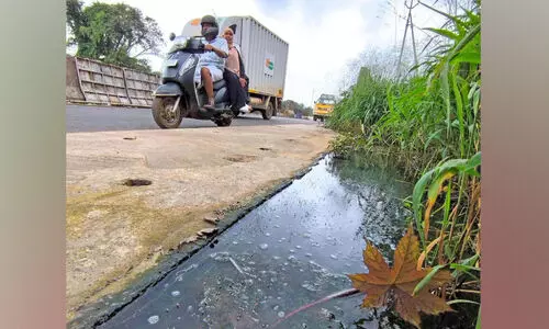 ക​ണ്ണൂ​ർ ഗ​വ. മെ​ഡി​ക്ക​ൽ കോ​ള​ജ് മു​ക്കാ​ൽ കോ​ടി ചെ​ല​വ​ഴി​ച്ചി​ട്ടും സീ​വേ​ജ് പ്ലാ​ന്റ് പൊ​ട്ടിയൊഴു​കു​ന്നു