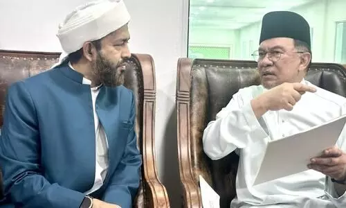 മലേഷ്യൻ പ്രധാനമന്ത്രിയുമായി കൂടിക്കാഴ്ച നടത്തി അബ്ദുൽ ഹകീം അസ്ഹരി