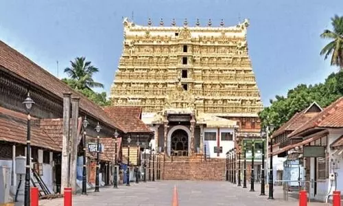 പത്മനാഭ സ്വാമി ക്ഷേത്രത്തിലെ ബി നിലവറ തുറക്കില്ല, സംസ്ഥാന സർക്കാർ പ്രതിനിധിക്കൊഴികെ മറ്റംഗങ്ങൾക്ക് എതിർപ്പ്