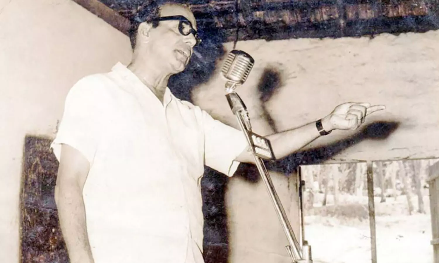 അമ്മ വിളിച്ചു; ‘എന്‍റെ വെളുത്തമോനേ...’