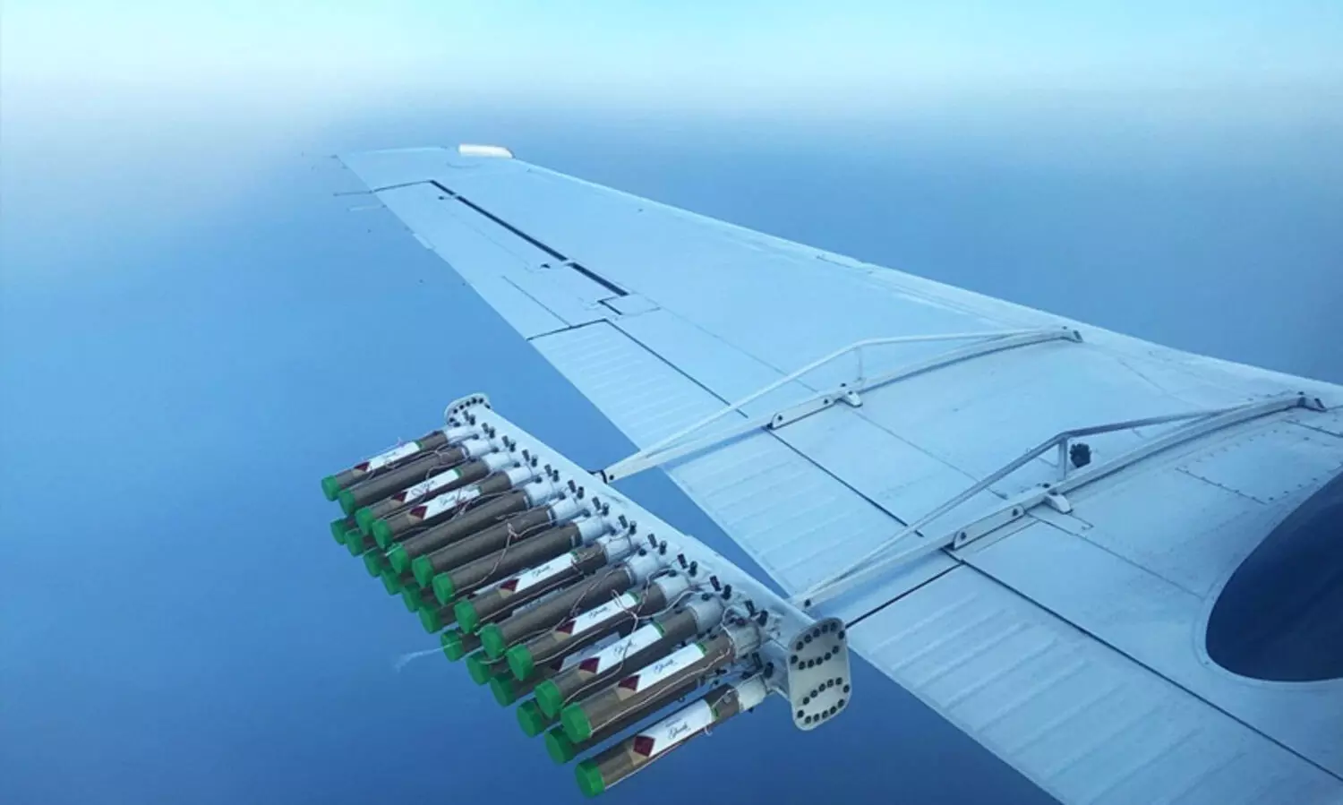 യു.എ.ഇയിൽ ഈ വർഷം​ മഴ പെയ്യിക്കാൻ പറന്നത്​ 172വിമാനങ്ങൾ