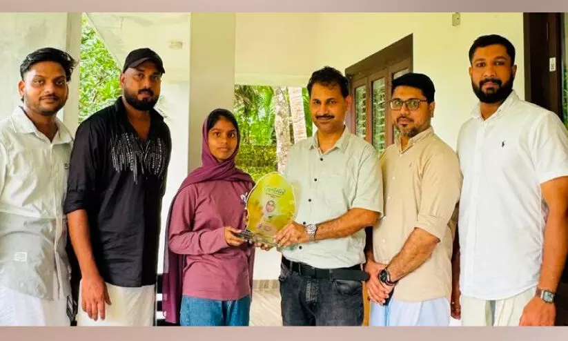 നീ​റ്റ് പ​രീ​ക്ഷ വി​ജ​യി​ക്ക്​ ആ​ദ​രം