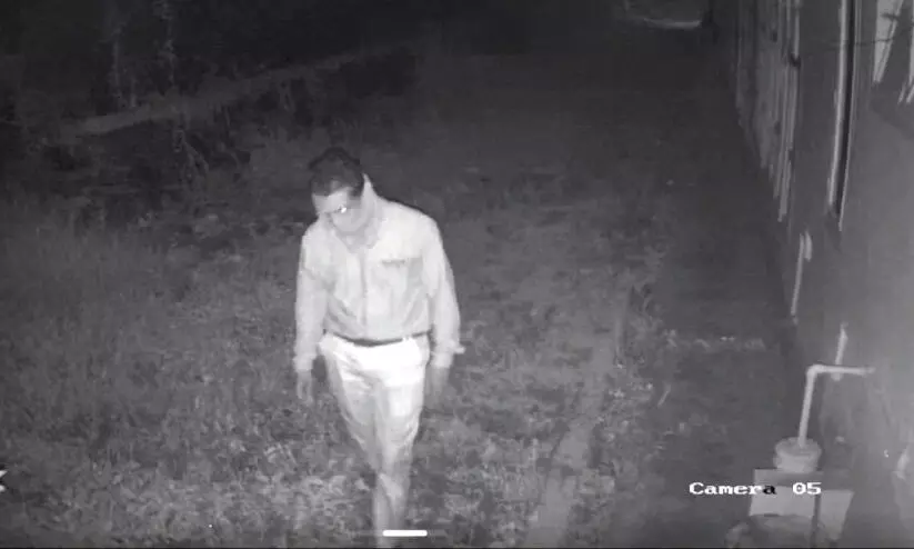 മാങ്ങാനത്ത്​ വീടിന്‍റെ വാതിൽ തകർത്ത്​ മോഷണം; 50 പവൻ നഷ്ടപ്പെട്ടു