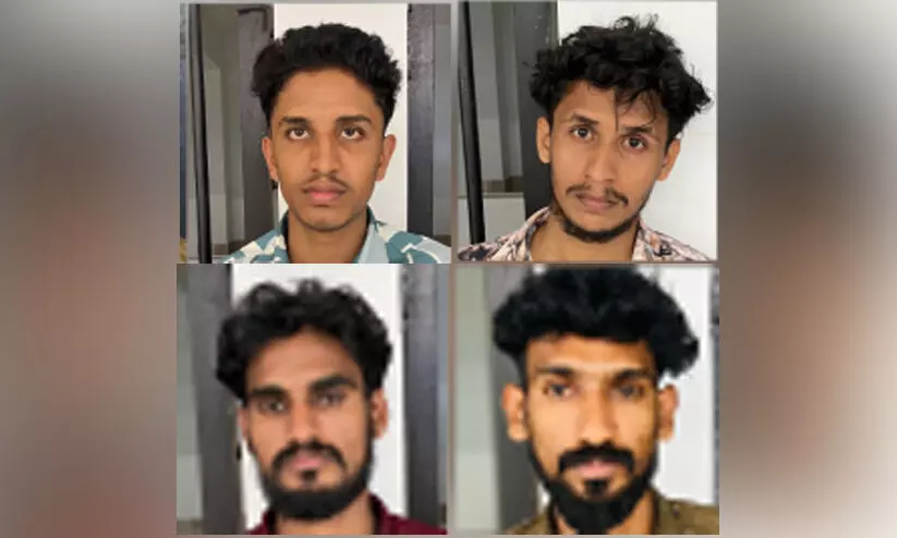 ഇലക്ട്രിക് സാധനങ്ങള്‍ കവര്‍ന്ന നാലുപേർ അറസ്റ്റിൽ