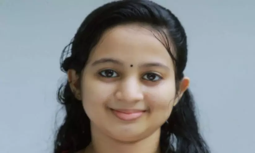 പനി ബാധിച്ച് വിദ്യാർഥിനി മരിച്ചു പനി ബാധിച്ച് വിദ്യാർഥിനി മരിച്ചു