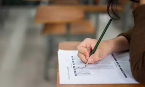 തസ്തികമാറ്റ നിയമനം; 50 തികഞ്ഞവർക്കും യോഗ്യത പരീക്ഷ നിർബന്ധമെന്ന്