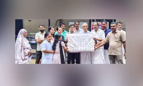 പാലിയേറ്റിവ് സാമഗ്രികൾ നൽകി