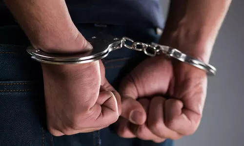 പൊലീസ്​ വേഷത്തിലെത്തി കവർച്ച; ദുബൈയിൽ ആറംഗ സംഘത്തിന്​ തടവും പിഴയും