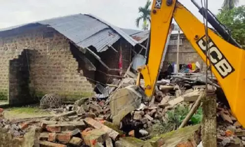 അസമിലെ കൂട്ടകുടിയിറക്കൽ: തെരഞ്ഞെടുപ്പ് ലക്ഷ്യമിട്ടെന്ന് വിദഗ്ധർ