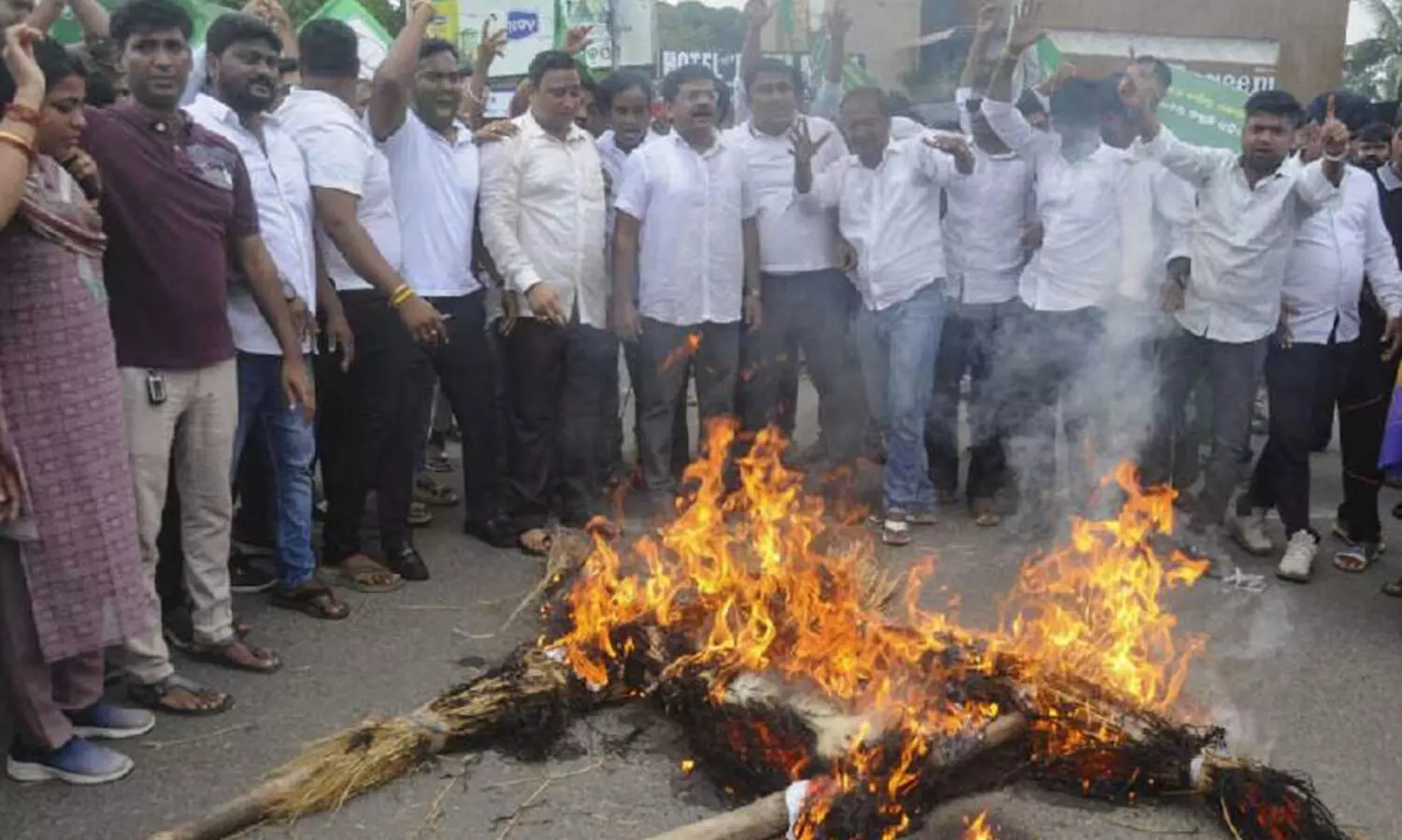 ഇനിയുമെത്ര പെൺകുട്ടികൾ? ഒഡിഷയിൽ ഒരു മാസത്തിനുള്ളിൽ നാലാമത്തെ പെൺകുട്ടി കൂടി അഗ്നിക്കിരയായി