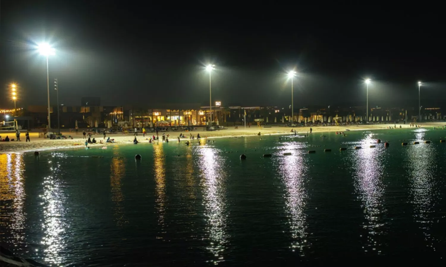 മർസാന രാ​ത്രി ബീച്ചിന്‍റെ വലിപ്പം ഇരട്ടിയാക്കി