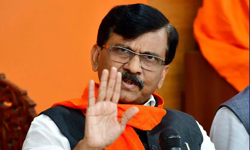 60-65 സീറ്റുകൾ വാഗ്ദാനം ചെയത് അവർ ഉദ്ധവ് താക്കറെയെ സമീപിച്ചു -സഞ്ജയ് റാവത്ത്; ശരത് പവാറിന്റെ വെളിപ്പെടുത്തലിന് പിന്നാലെ ശിവസേനയും