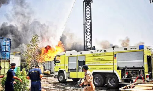 തീ​പി​ടി​ത്ത കേ​സു​ക​ളി​ൽ വ​ർ​ധ​ന ; ക​ഴി​ഞ്ഞ​വ​ർ​ഷം റി​പ്പോ​ർ​ട്ട് ചെ​യ്ത​ത് 4955 തീ​പി​ടി​ത്ത സം​ഭ​വ​ങ്ങ​ൾ