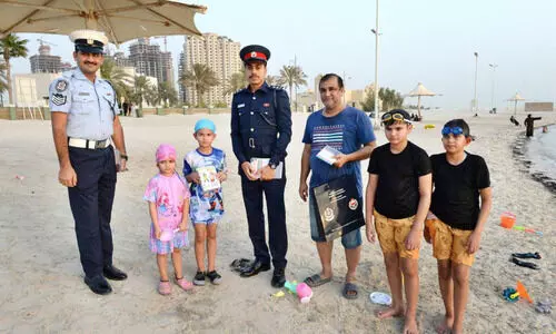 ബുദയ്യ ബീച്ചിൽ ബോധവത്കരണ പരിപാടി നടത്തി കോസ്റ്റ് ഗാർഡ്