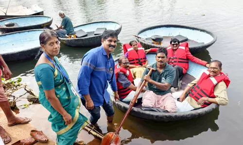 മനക്കൊടി-പുള്ള് ടൂറിസം മേഖല വീണ്ടും ഉണർവിലേക്ക് മനക്കൊടി-പുള്ള് ടൂറിസം മേഖല വീണ്ടും ഉണർവിലേക്ക്